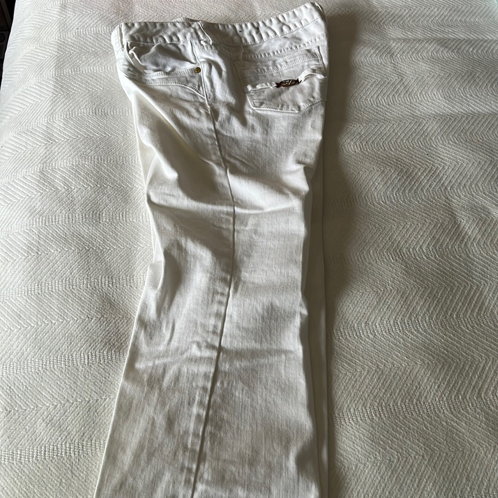GUESS JEANS